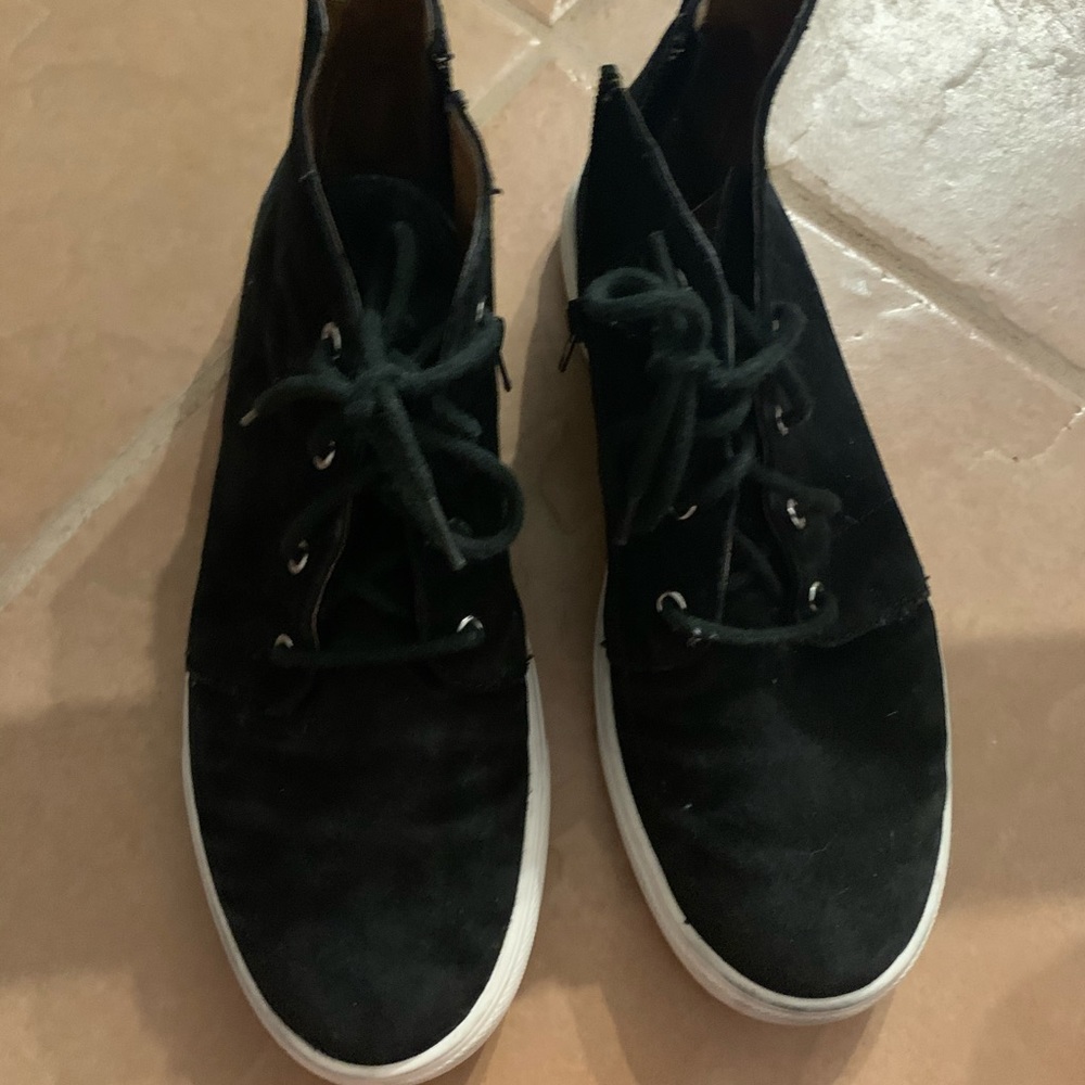 Women shoes